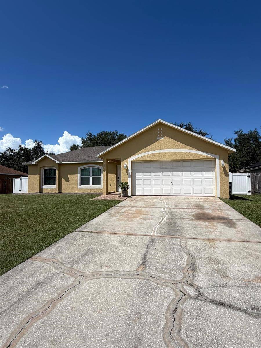 316 BRIMMING LAKE RD, Minneola, FL 34715