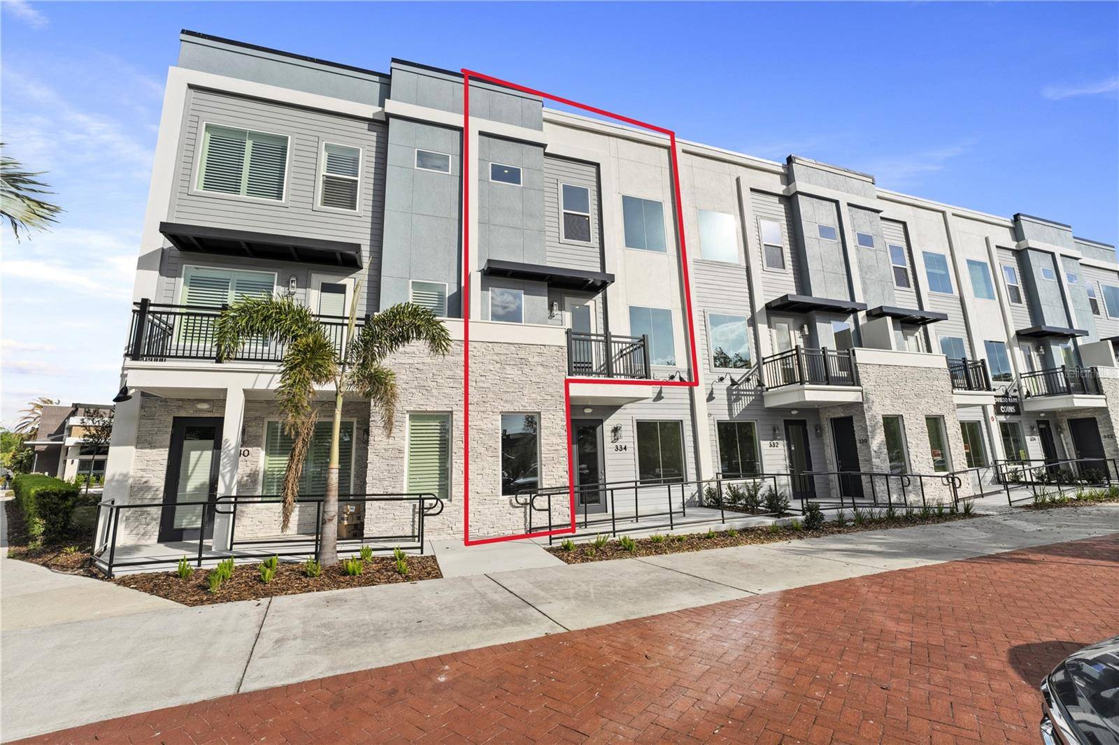 336 CENTER LAKE LN #336, Oviedo, FL 32765