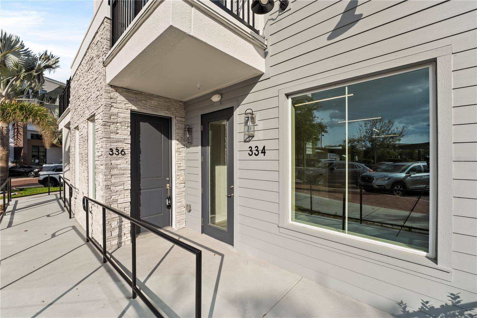 336 CENTER LAKE LN #336, Oviedo, FL 32765