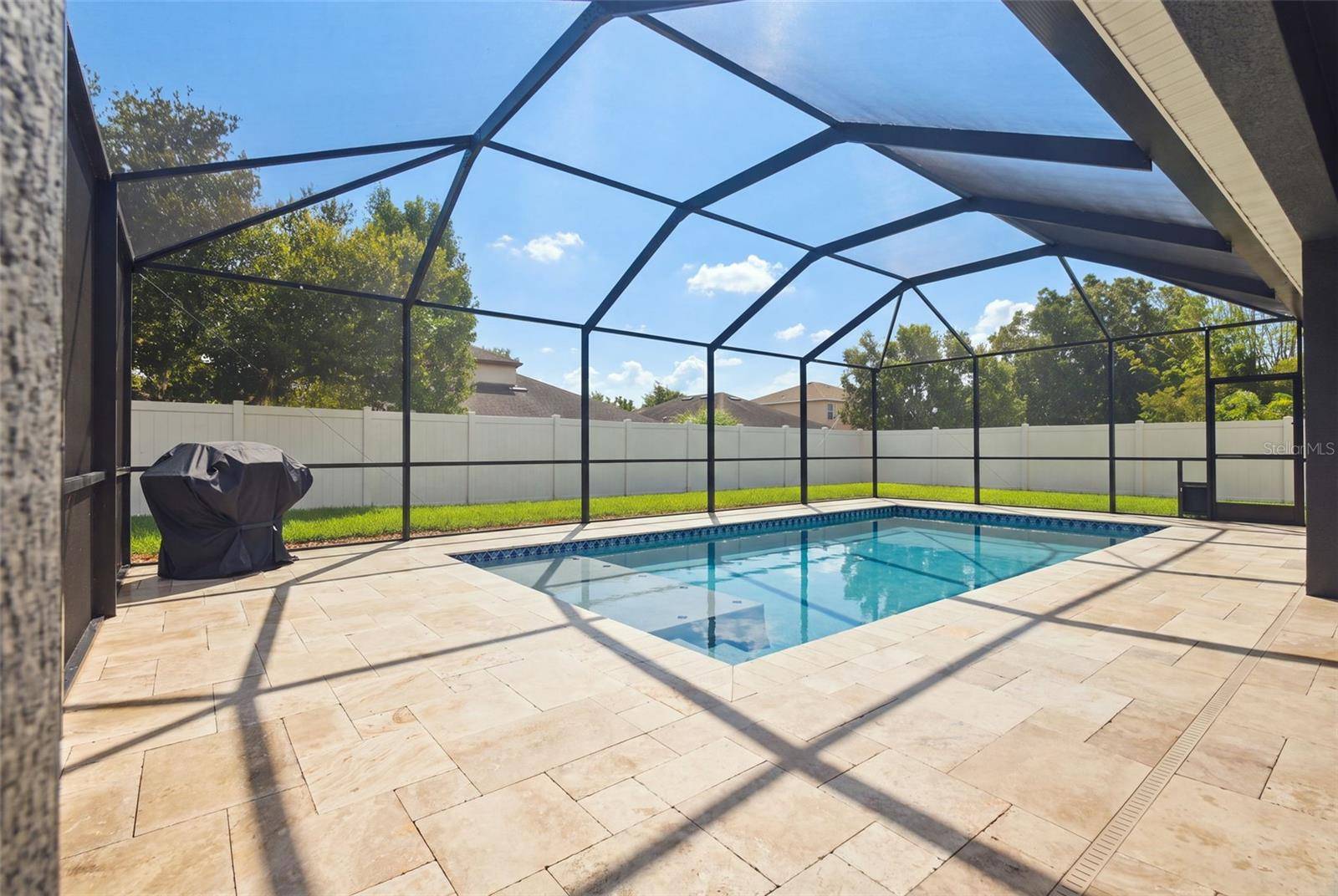 11105 WEMBLEY LANDING DR, Lithia, FL 33547