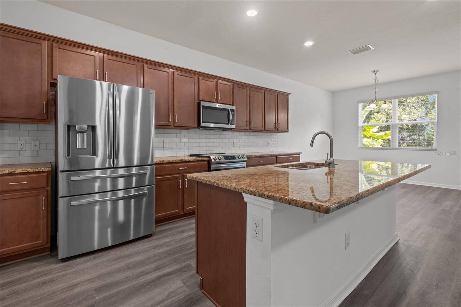 12124 LAKE BLVD, New Port Richey, FL 34655