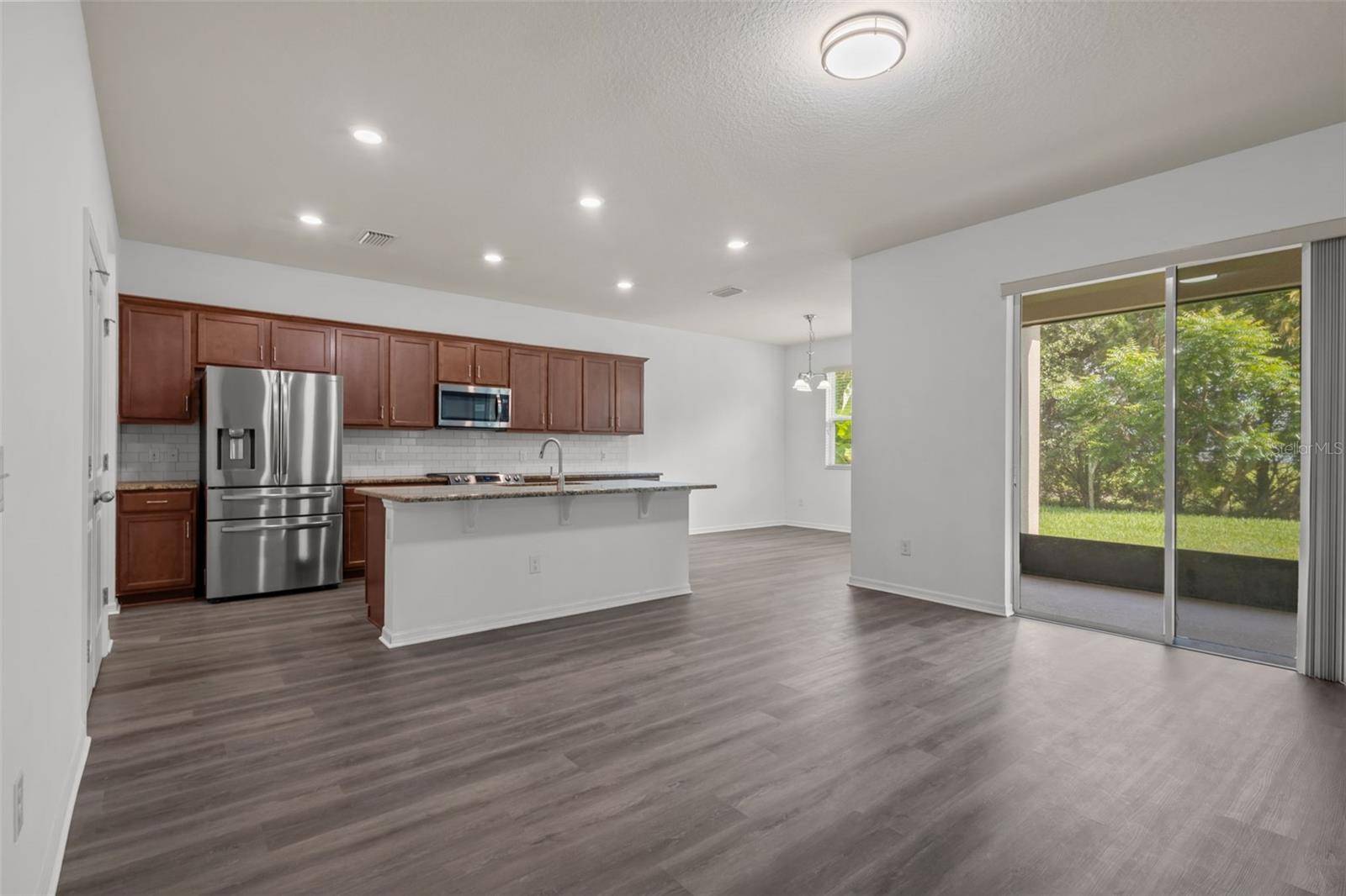 12124 LAKE BLVD, New Port Richey, FL 34655