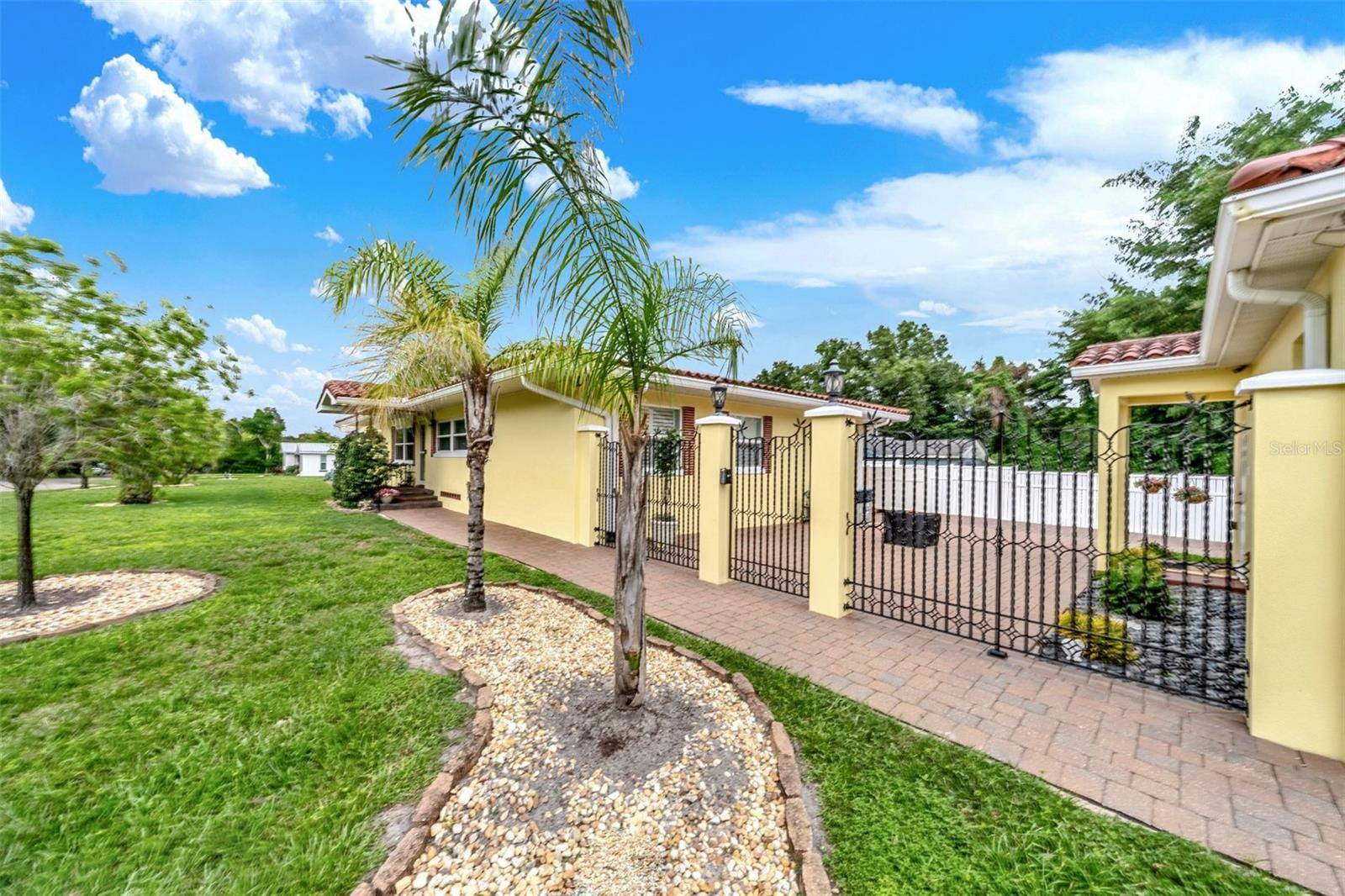 123 SUNRISE BLVD, Debary, FL 32713
