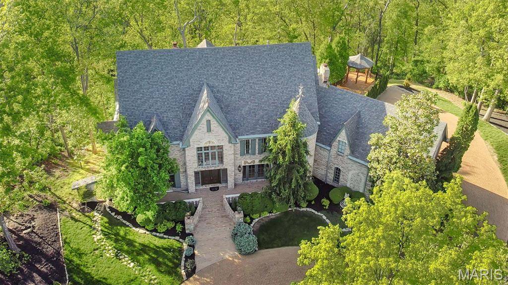 16925 Lewis Spring Farms RD, St Louis, MO 63005