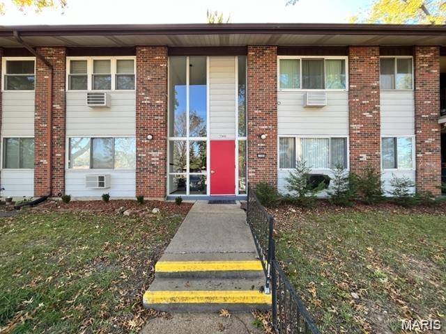 7300 Sieloff DR #D, Hazelwood, MO 63042
