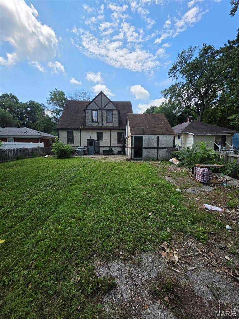 107 S 30th ST, Belleville, IL 62226