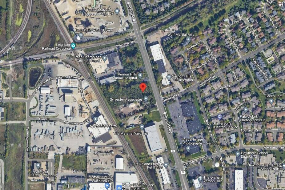1290 S Butterfield RD, Mundelein, IL 60060