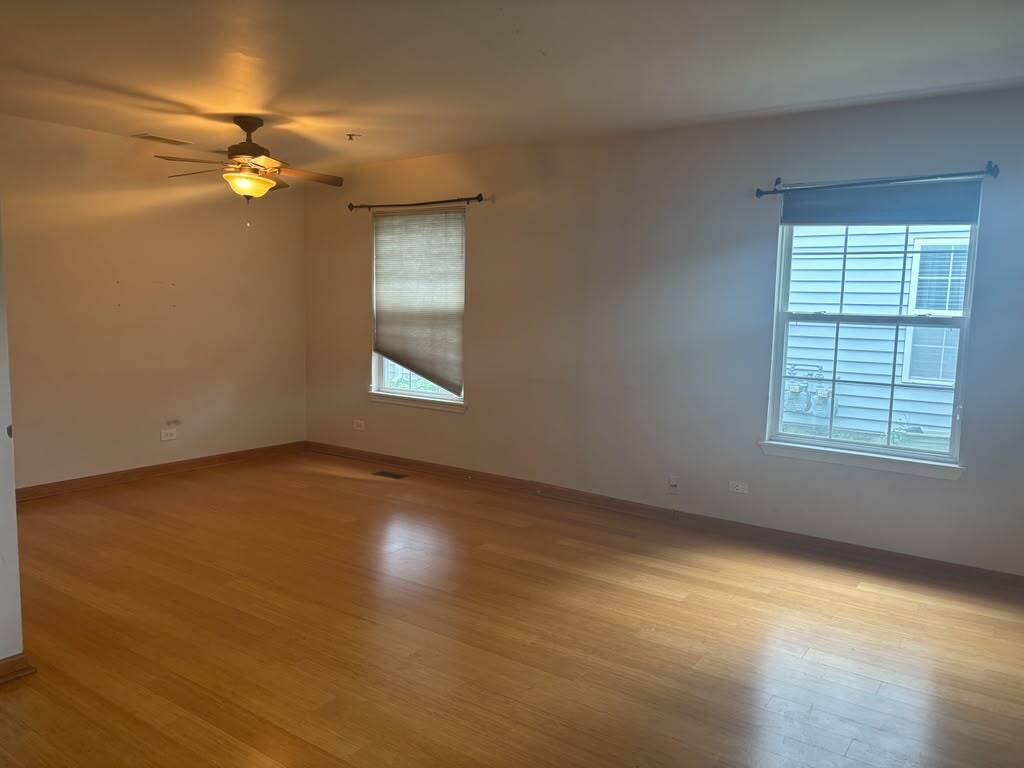 1209 Orleans DR, Mundelein, IL 60060
