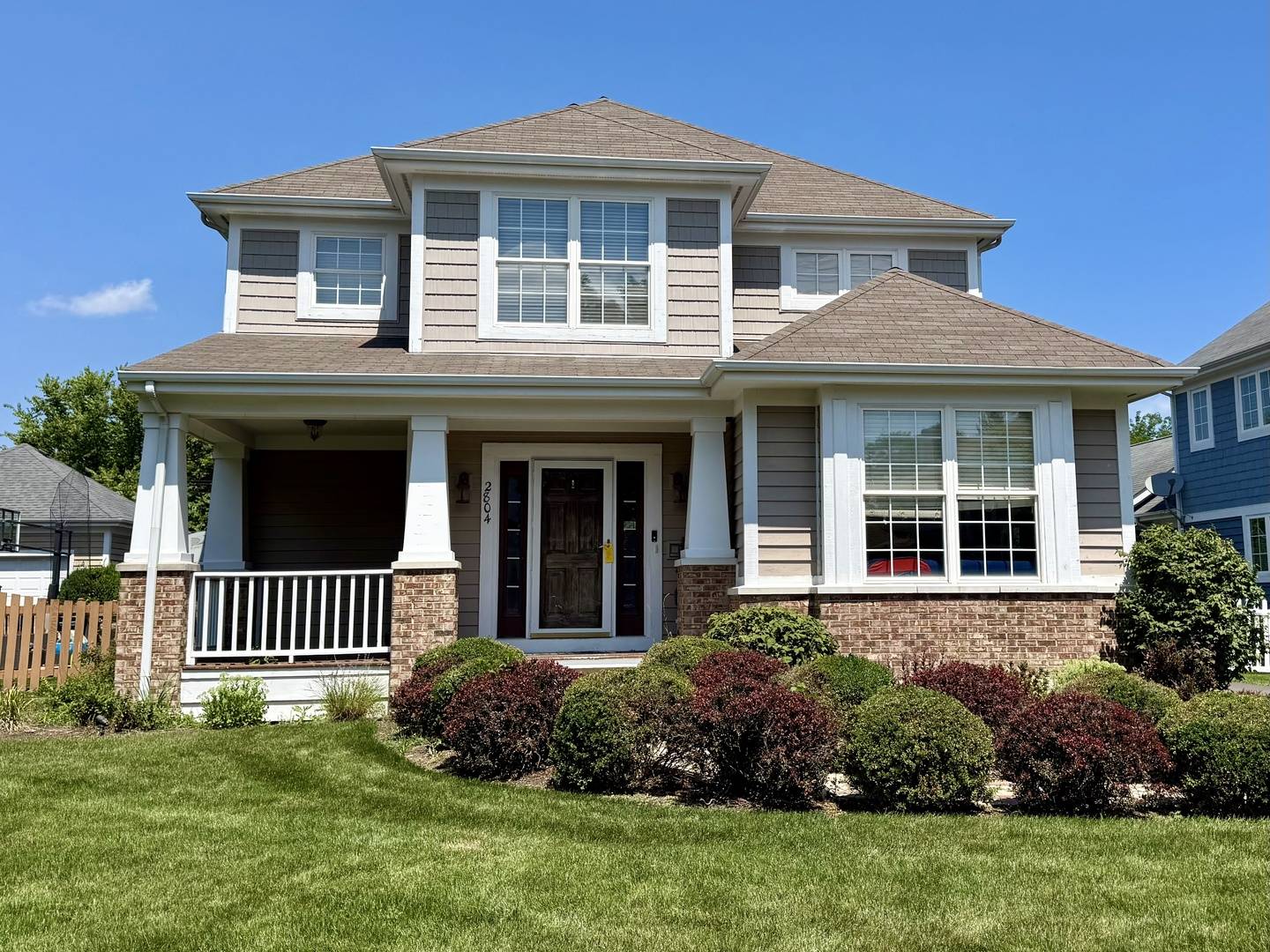 2804 Park LN, Glenview, IL 60025