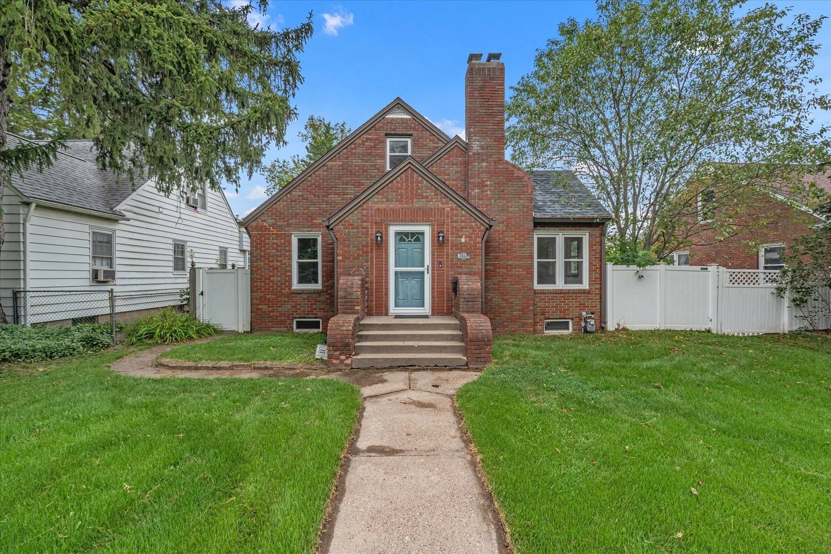 2348 Elm ST, Davenport, IA 52803