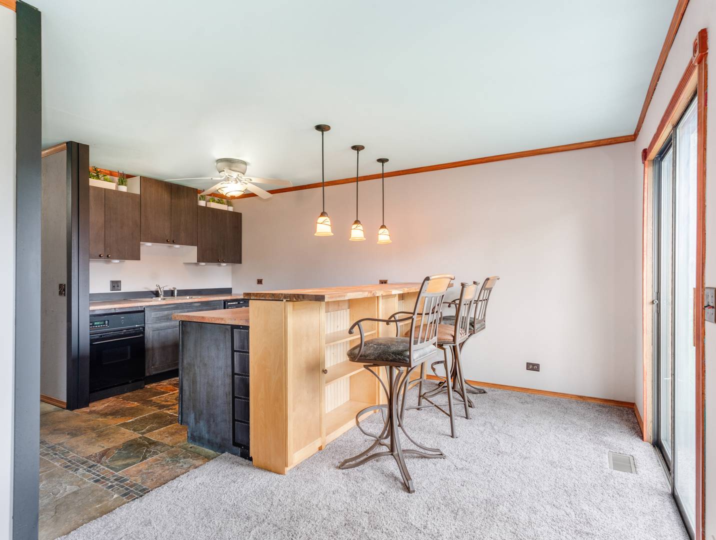 2350 SOUTH ST #D, Elgin, IL 60123