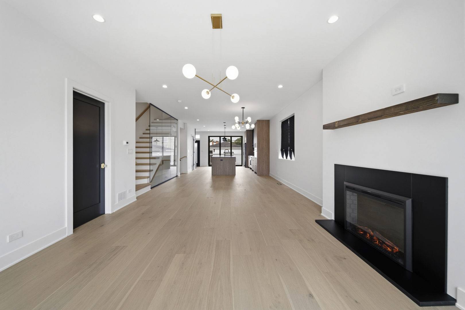 3311 N Ozark AVE, Chicago, IL 60634