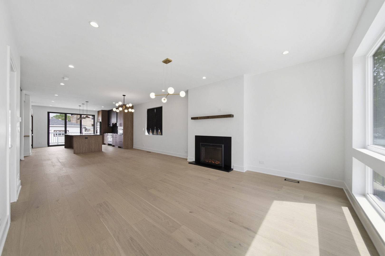 3311 N Ozark AVE, Chicago, IL 60634