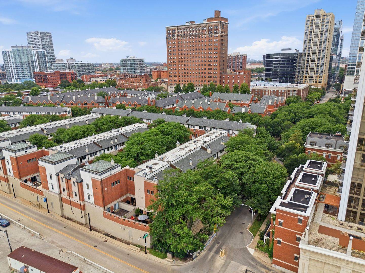 1433 S Prairie AVE #H, Chicago, IL 60605