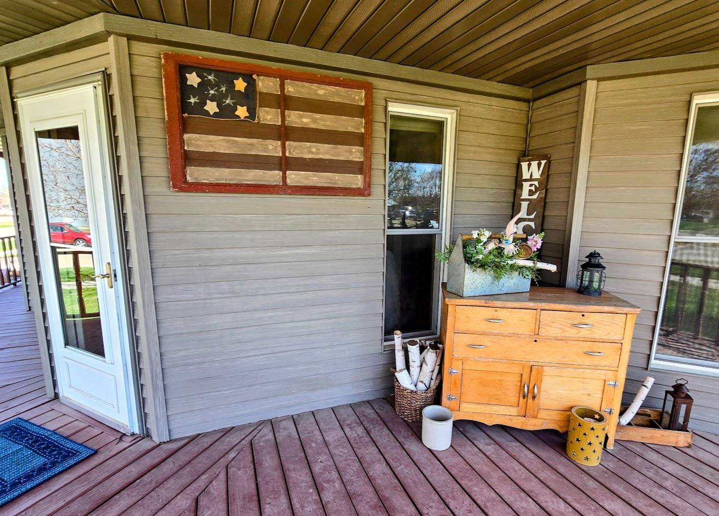 321 5th AVE SE, Pipestone, MN 56164