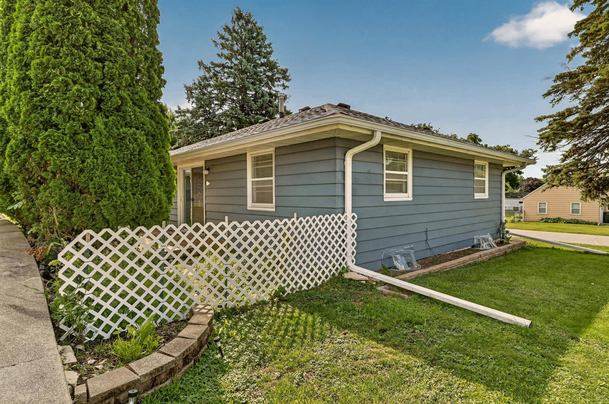 1401 10th ST NE, Rochester, MN 55906