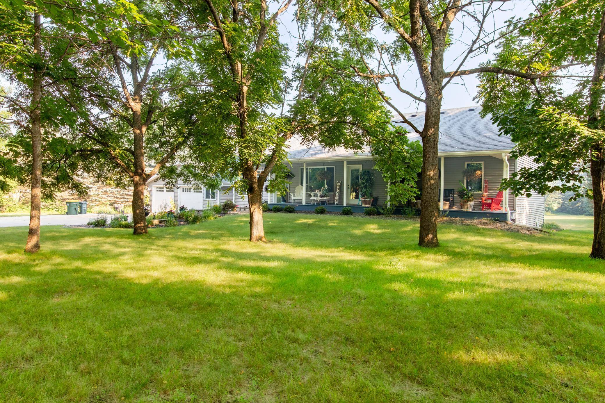 12480 212th AVE NE, New London, MN 56273