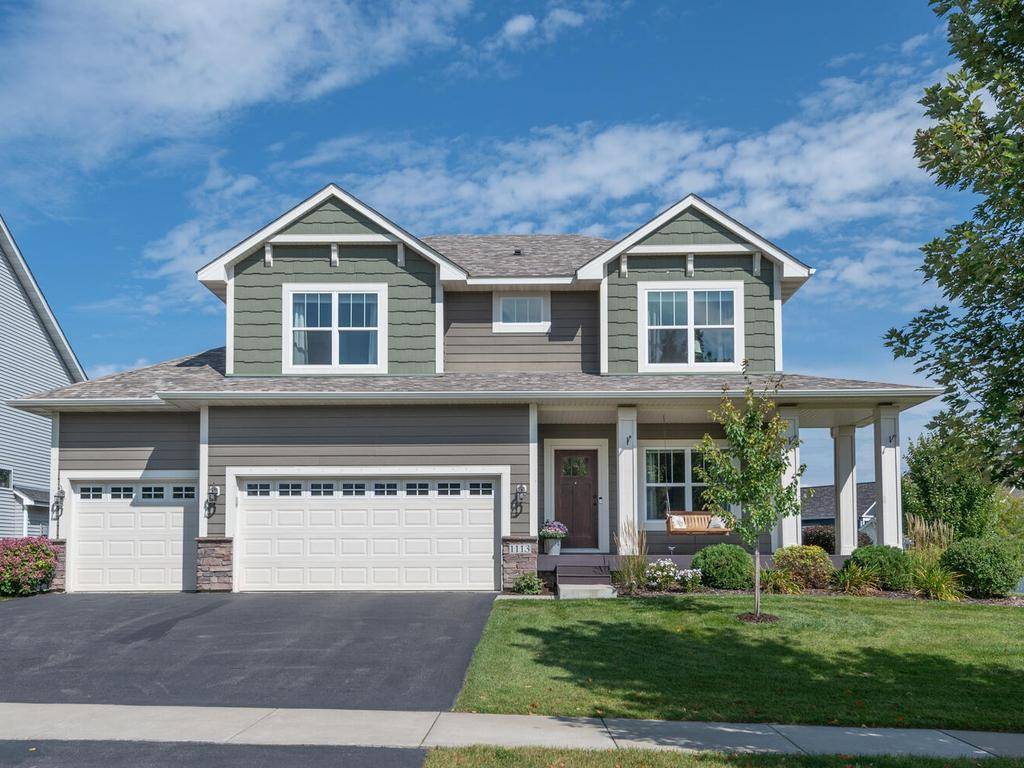 1113 Rosemary LN, Chaska, MN 55318