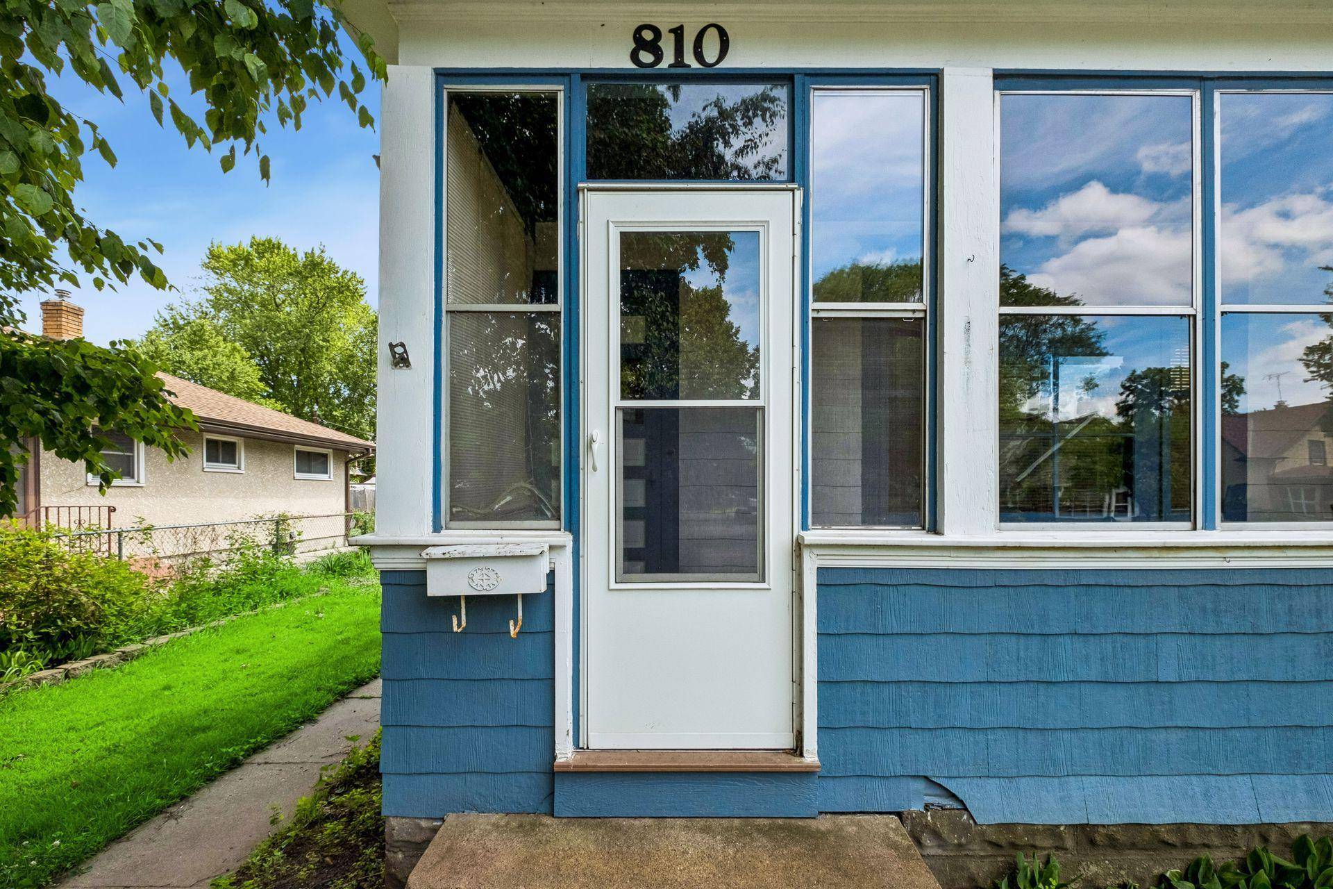 810 Randolph AVE, Saint Paul, MN 55102