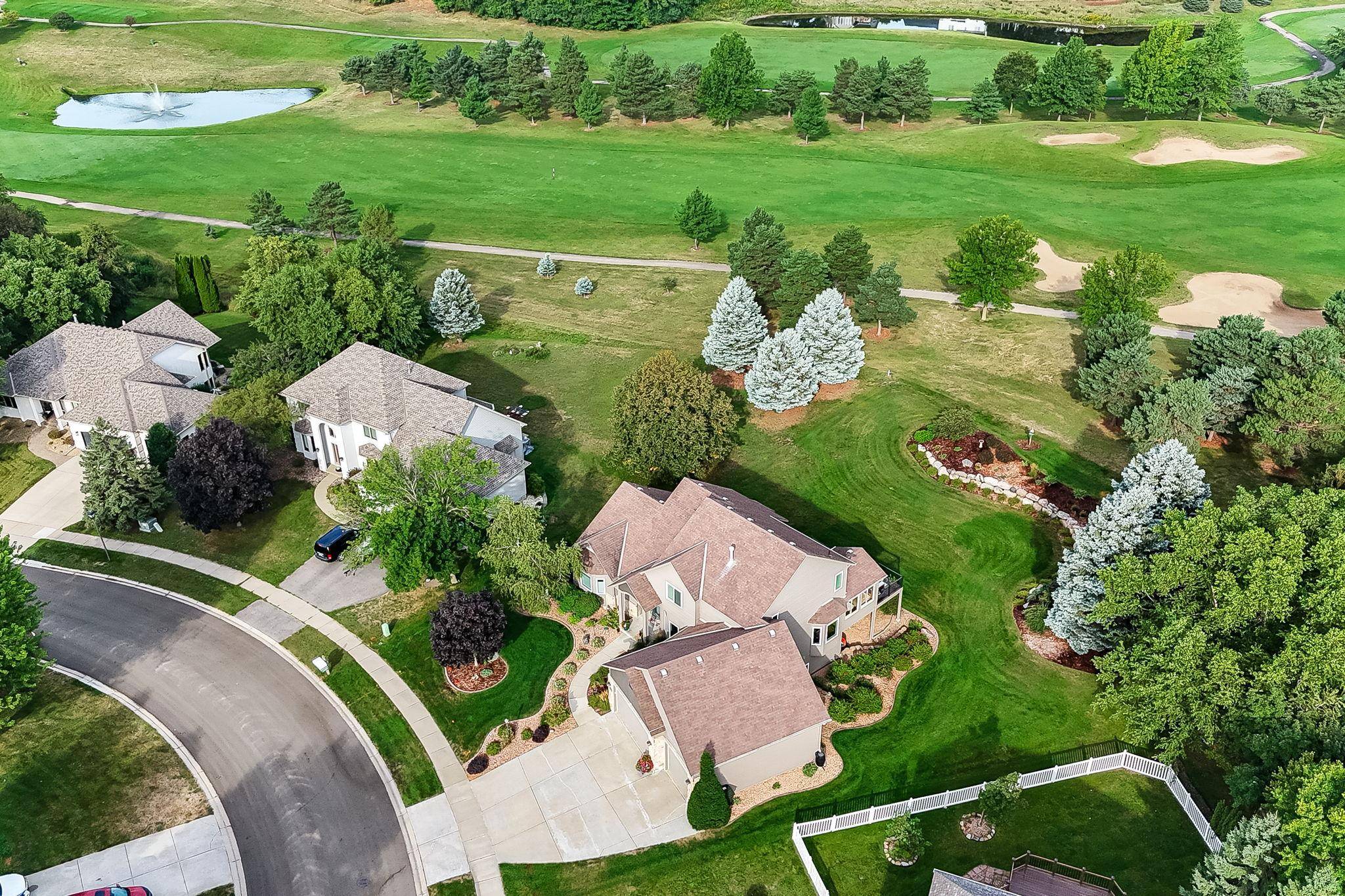 16751 Ironwood CIR, Lakeville, MN 55044