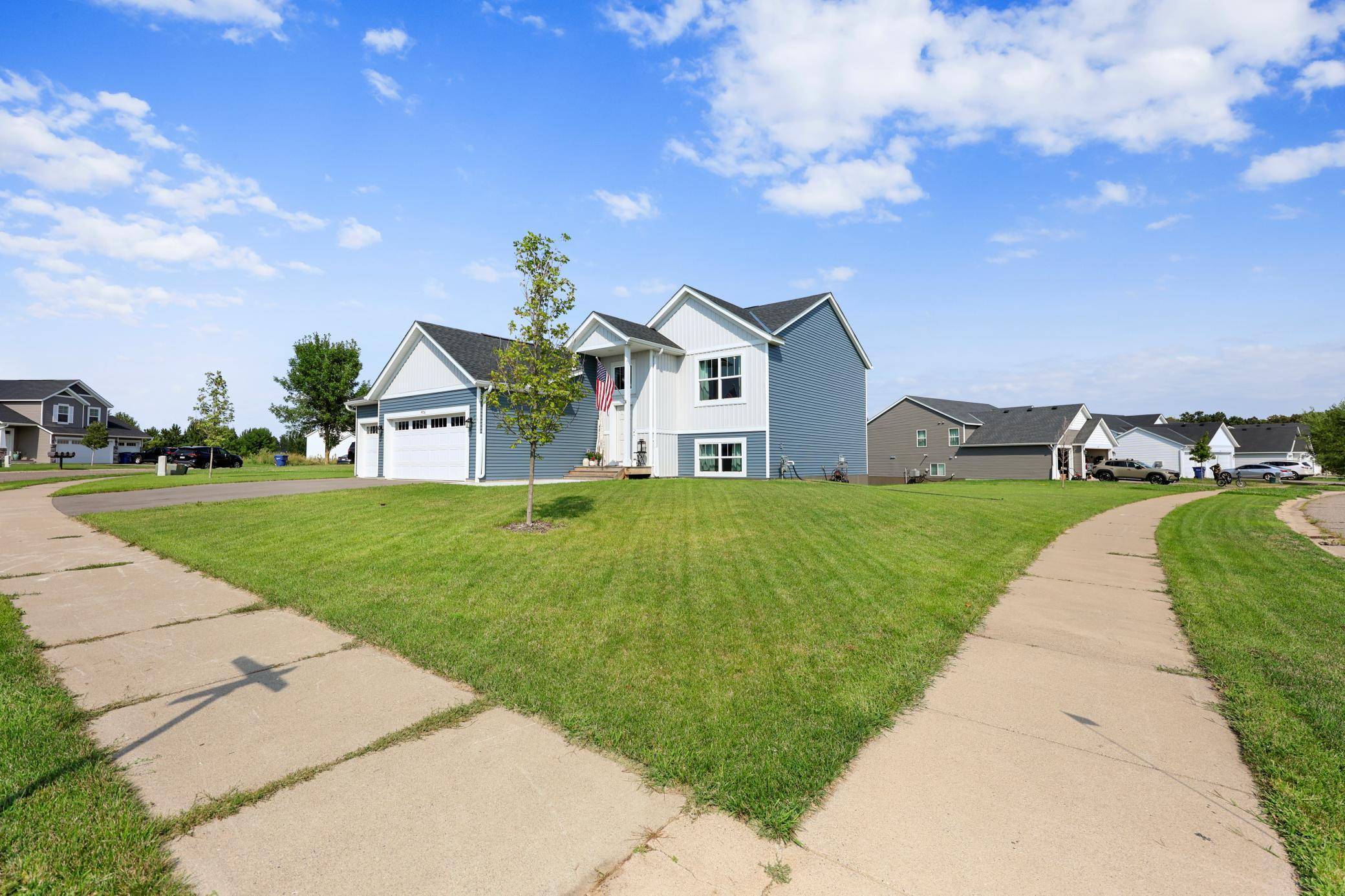 4706 8th Street LOOP NE, Saint Cloud, MN 56304