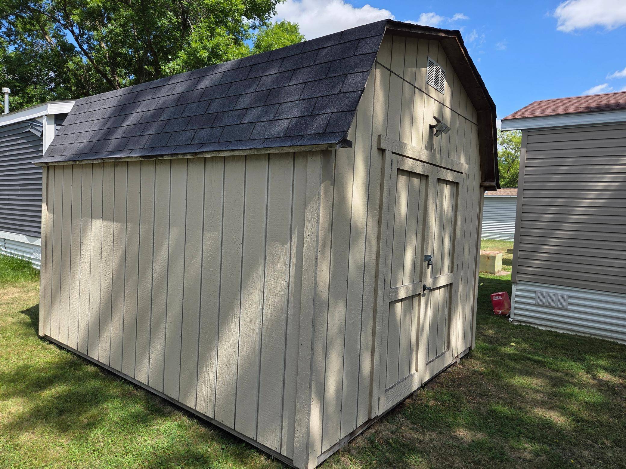 1150 Cessna DR E, New Brighton, MN 55112