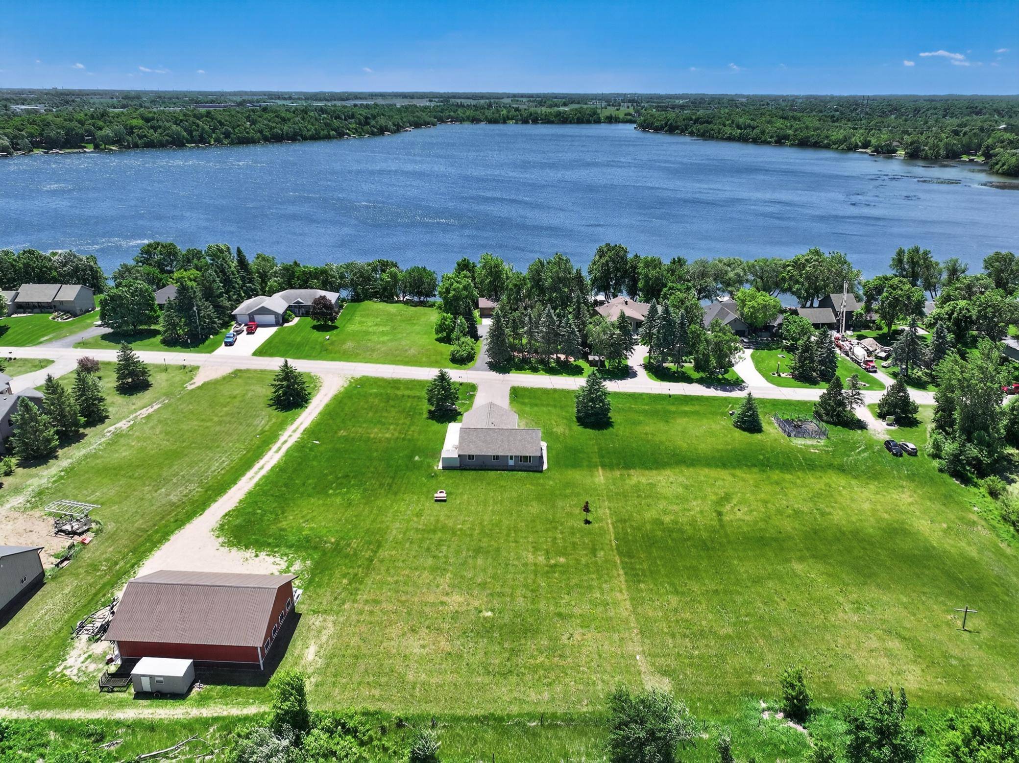 1378 W Latoka DR SW, Alexandria, MN 56308