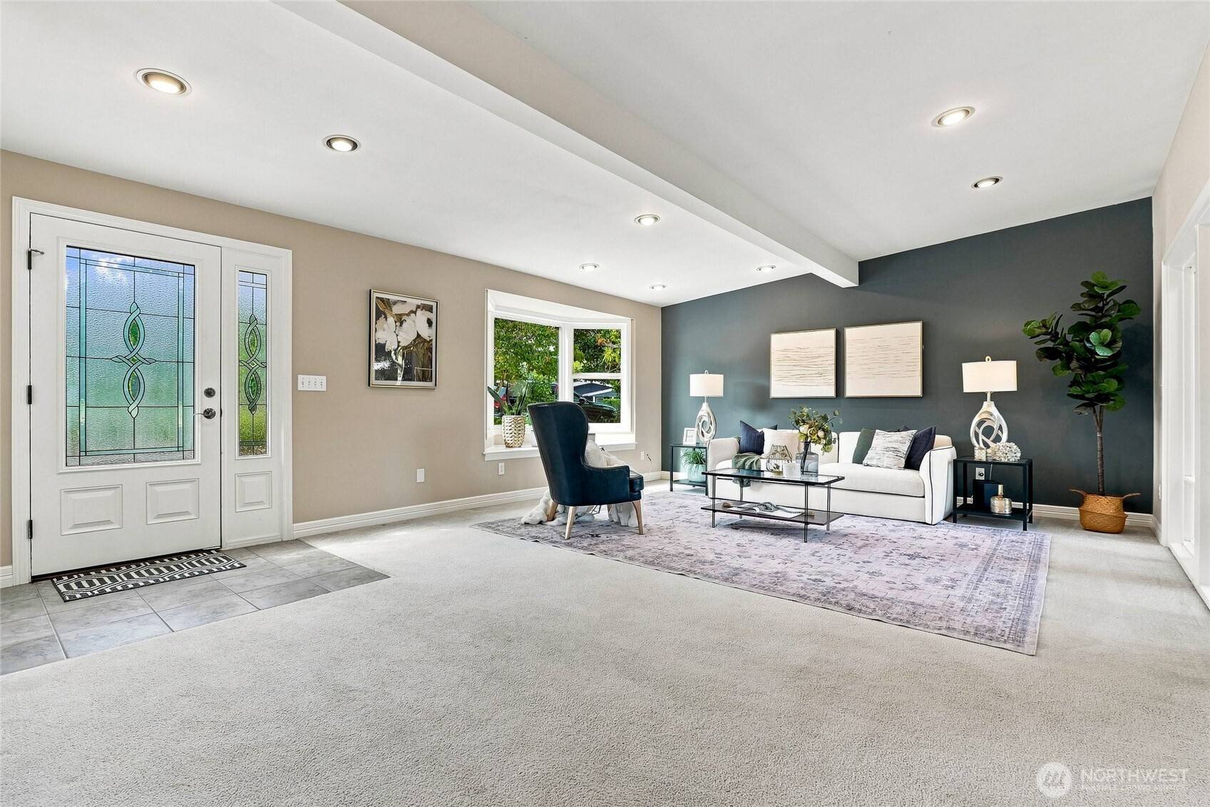 8218 SE 36th ST, Mercer Island, WA 98040