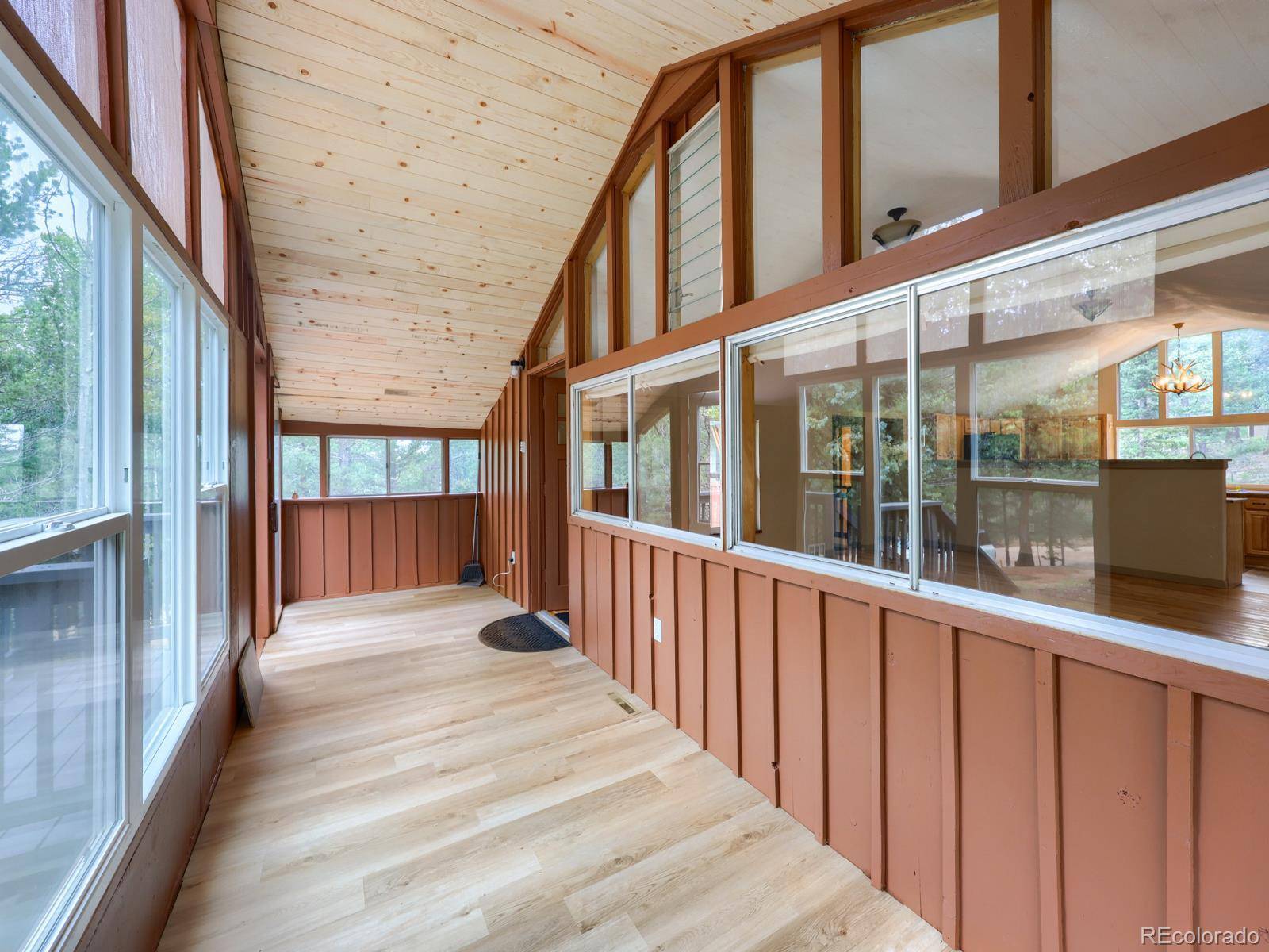 44 Anderson RD, Florissant, CO 80816