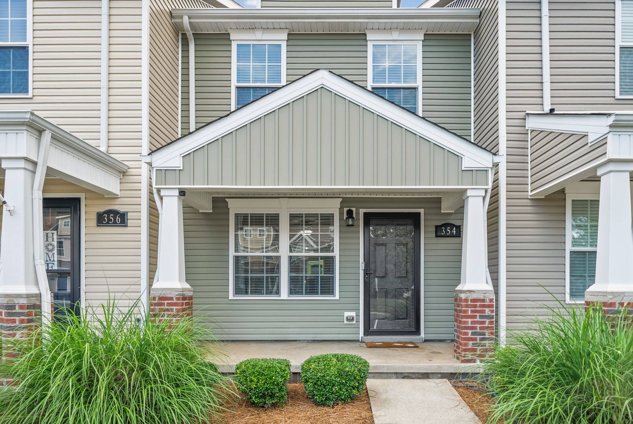 354 Sam Houston Cir, Clarksville, TN 37040