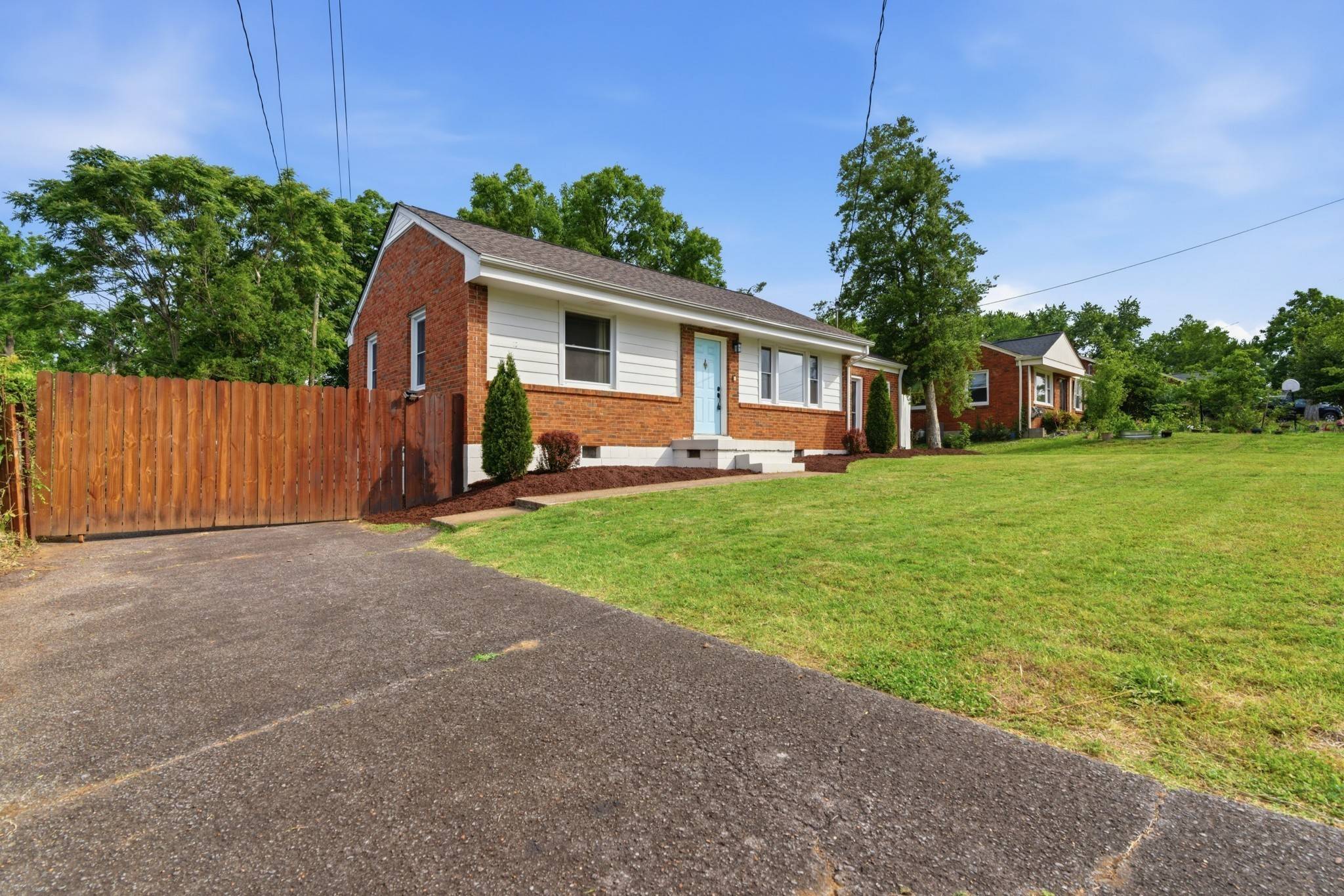 620 Templewood Dr, Nashville, TN 37214