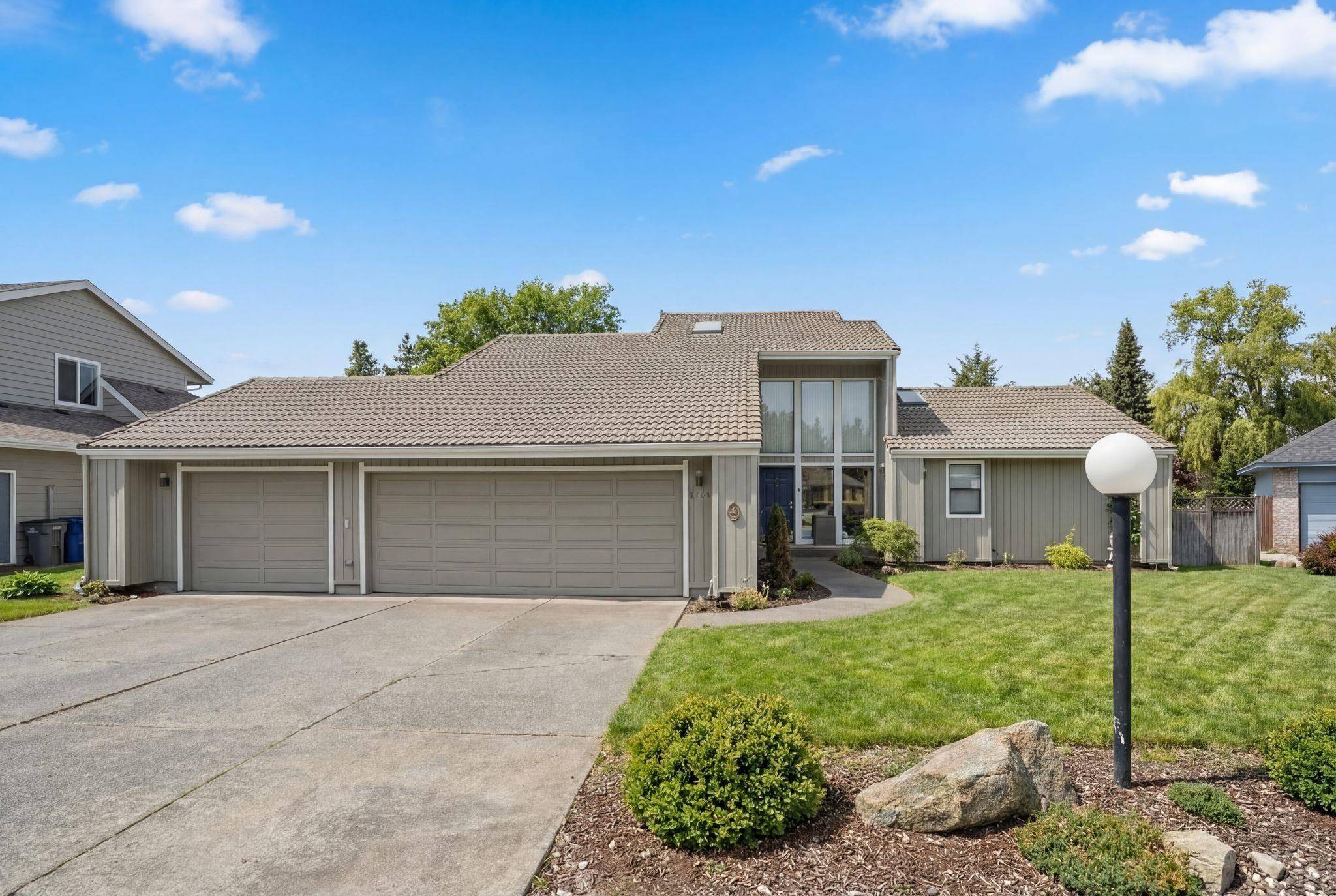 6314 S Ray Ct, Spokane, WA 99223