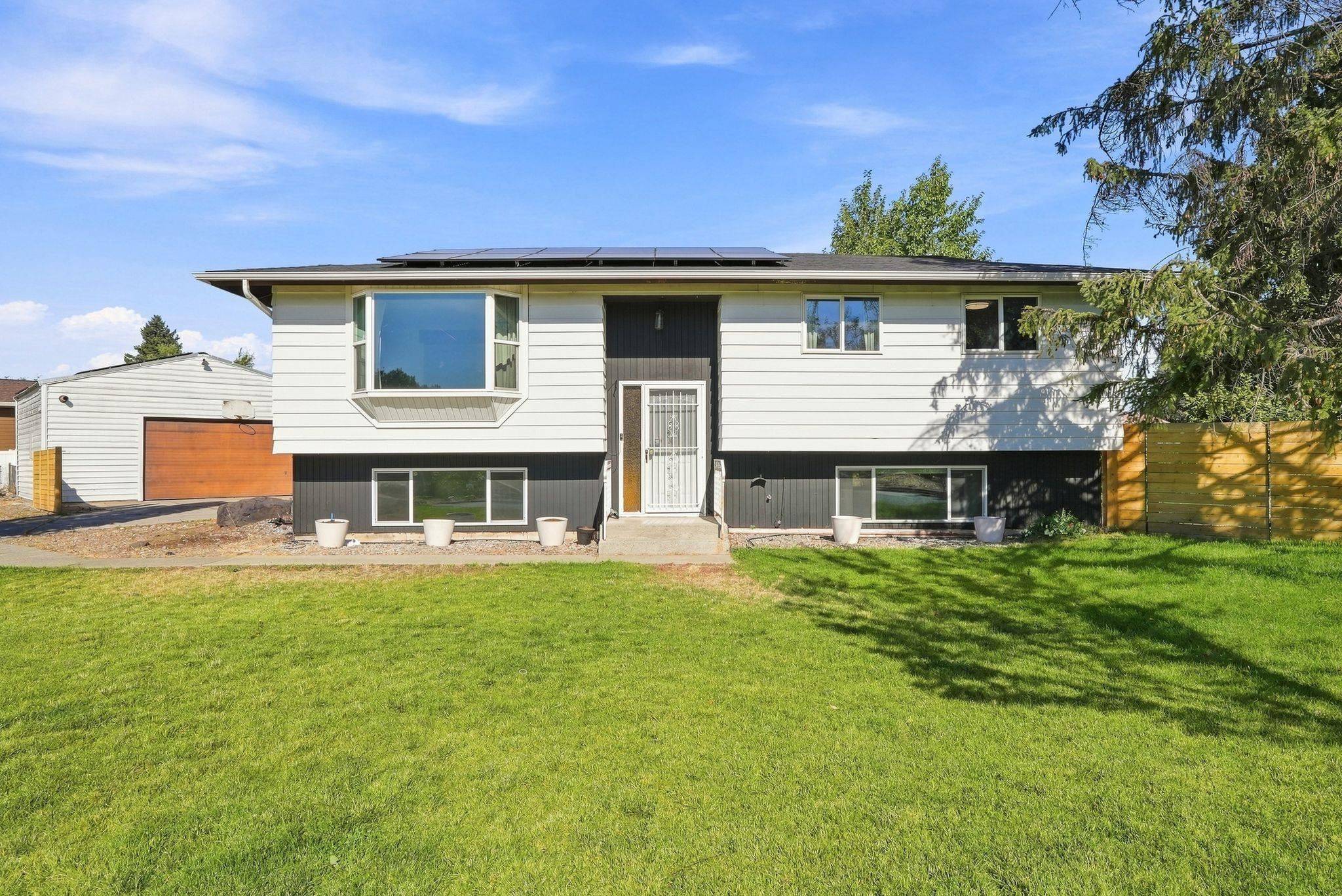 11921 E 31st Ave, Spokane, WA 99206