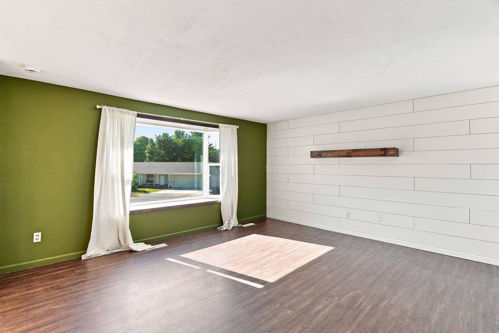 11921 E 31st Ave, Spokane, WA 99206