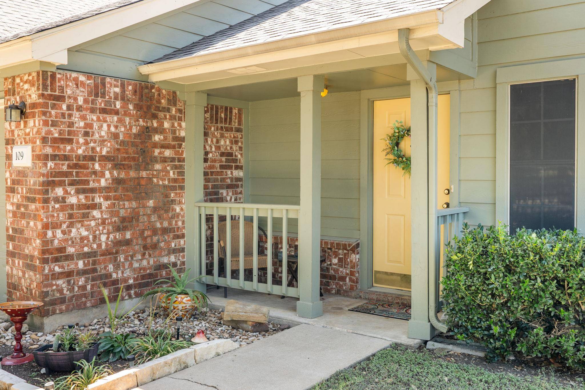 109 Prairie Springs CV, Georgetown, TX 78626