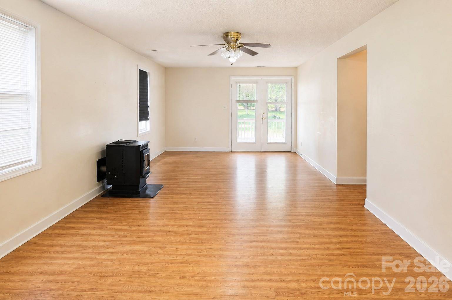 275 Noel RD, Harmony, NC 28634
