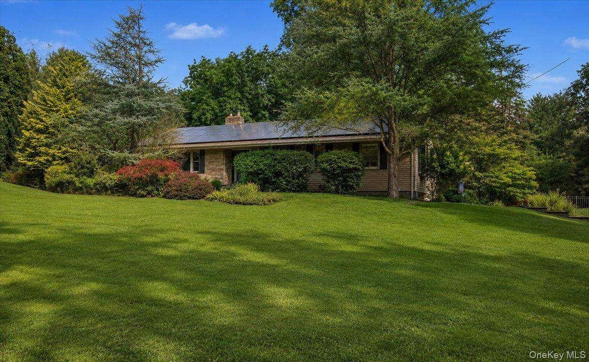 27 Reed RD, Wappingers Falls, NY 12590
