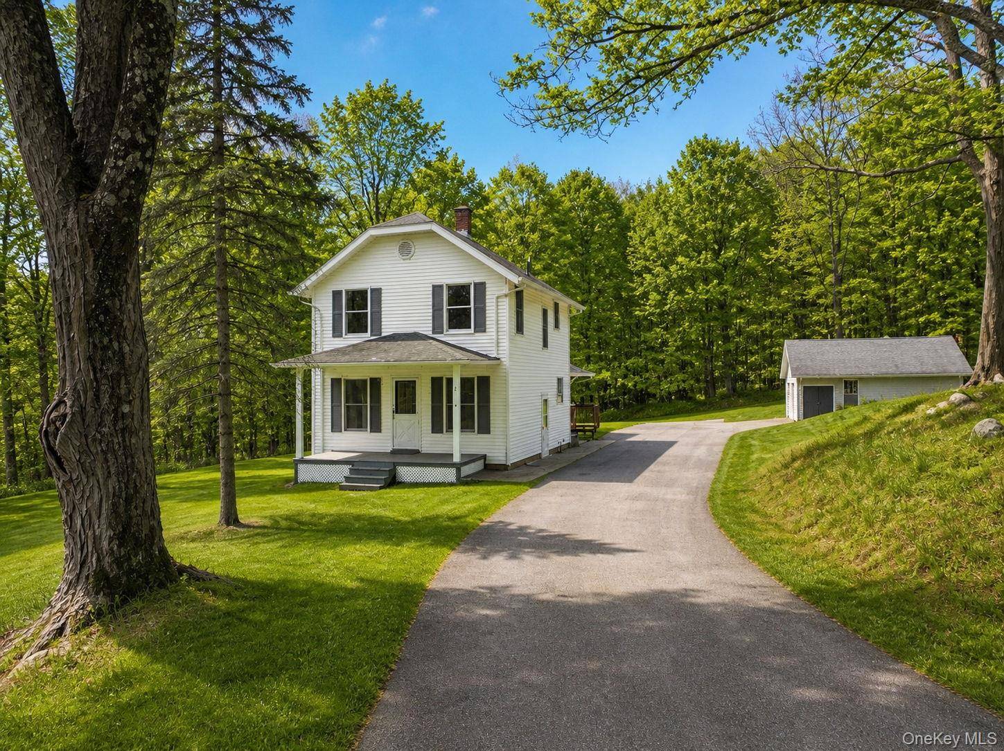 12 Old Turnpike RD, Bloomingburg, NY 12721