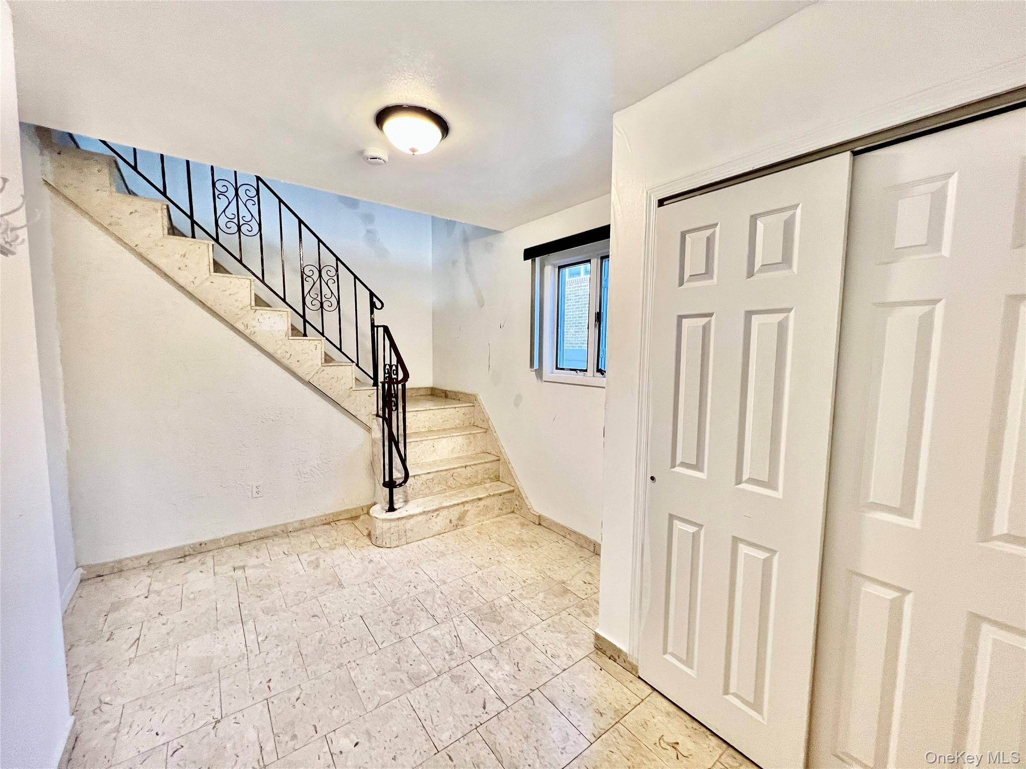 85-11 164th AVE, Howard Beach, NY 11414