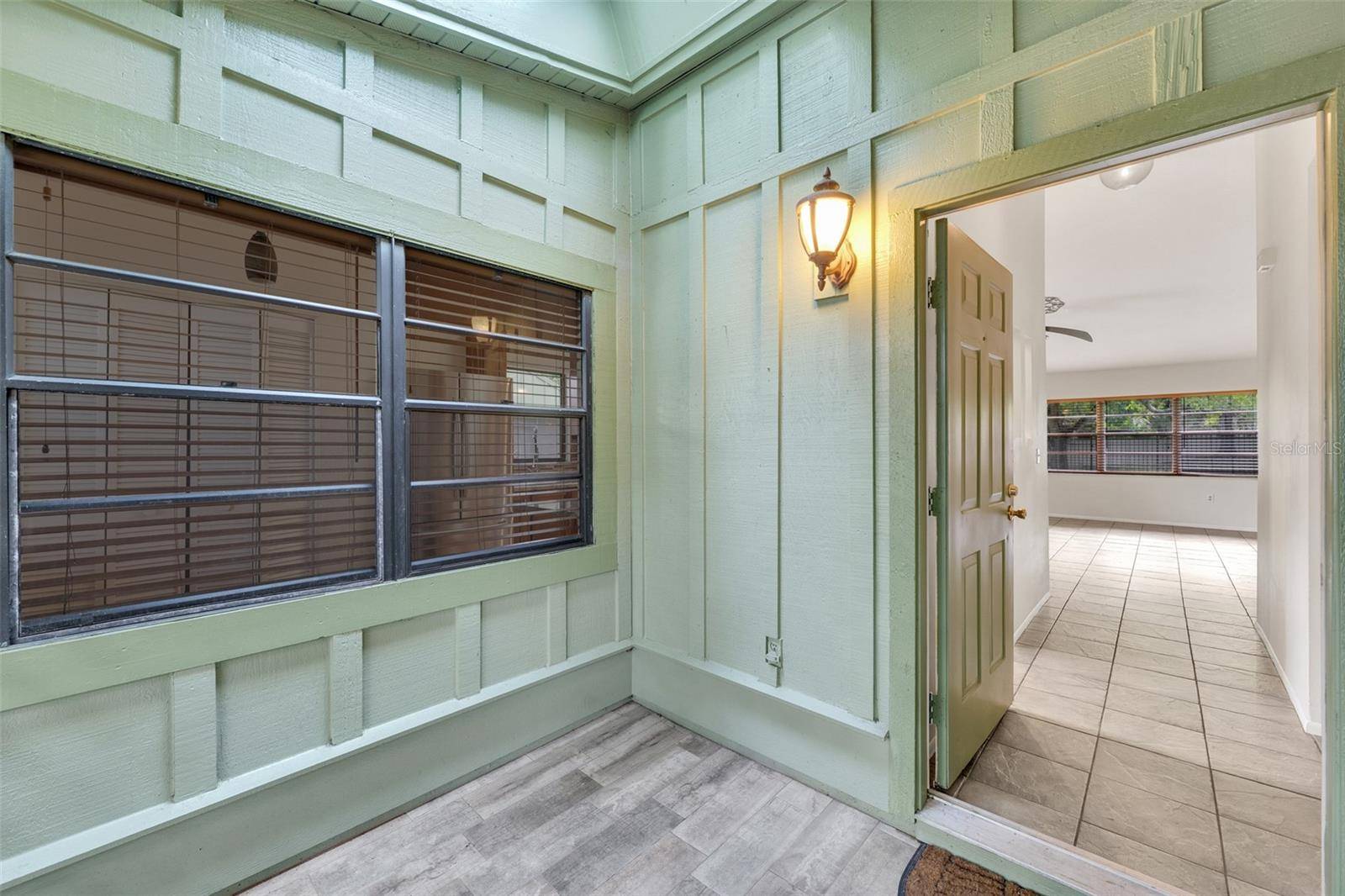 5015 BARRINGTON CIR #201, Sarasota, FL 34234