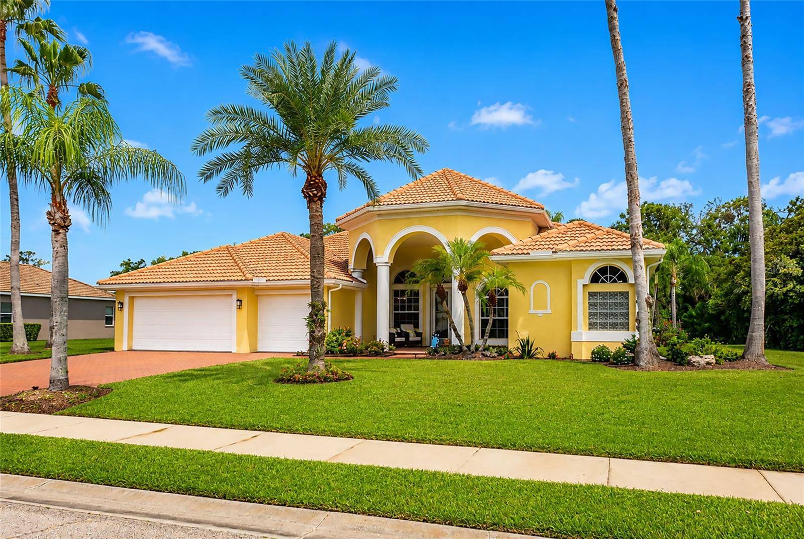 14711 2ND AVENUE CIR NE, Bradenton, FL 34212