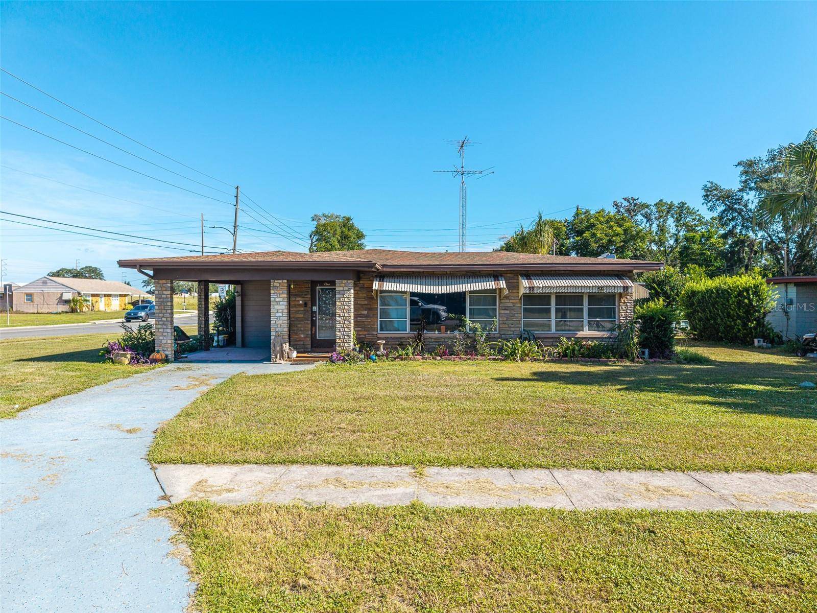 1 E WOLF ST, Avon Park, FL 33825