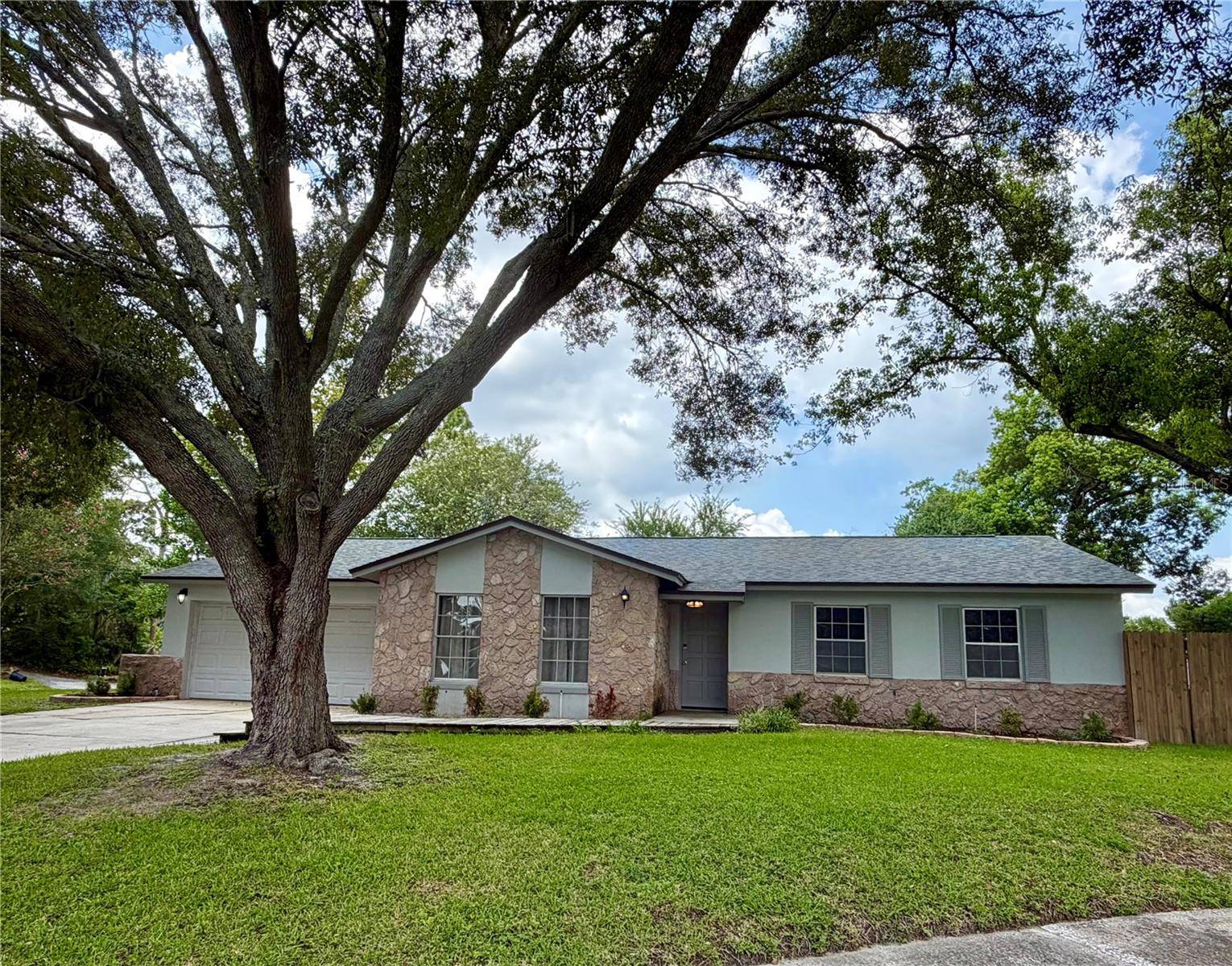1 KING ARTHUR CT, Casselberry, FL 32707