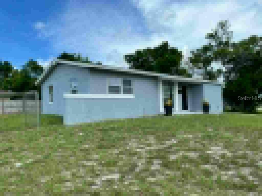 2302 E DANA DR, Deltona, FL 32738