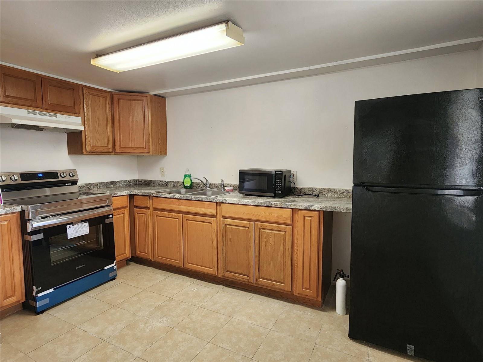 8215 FAIRWAYS CIR #G202, Ocala, FL 34472