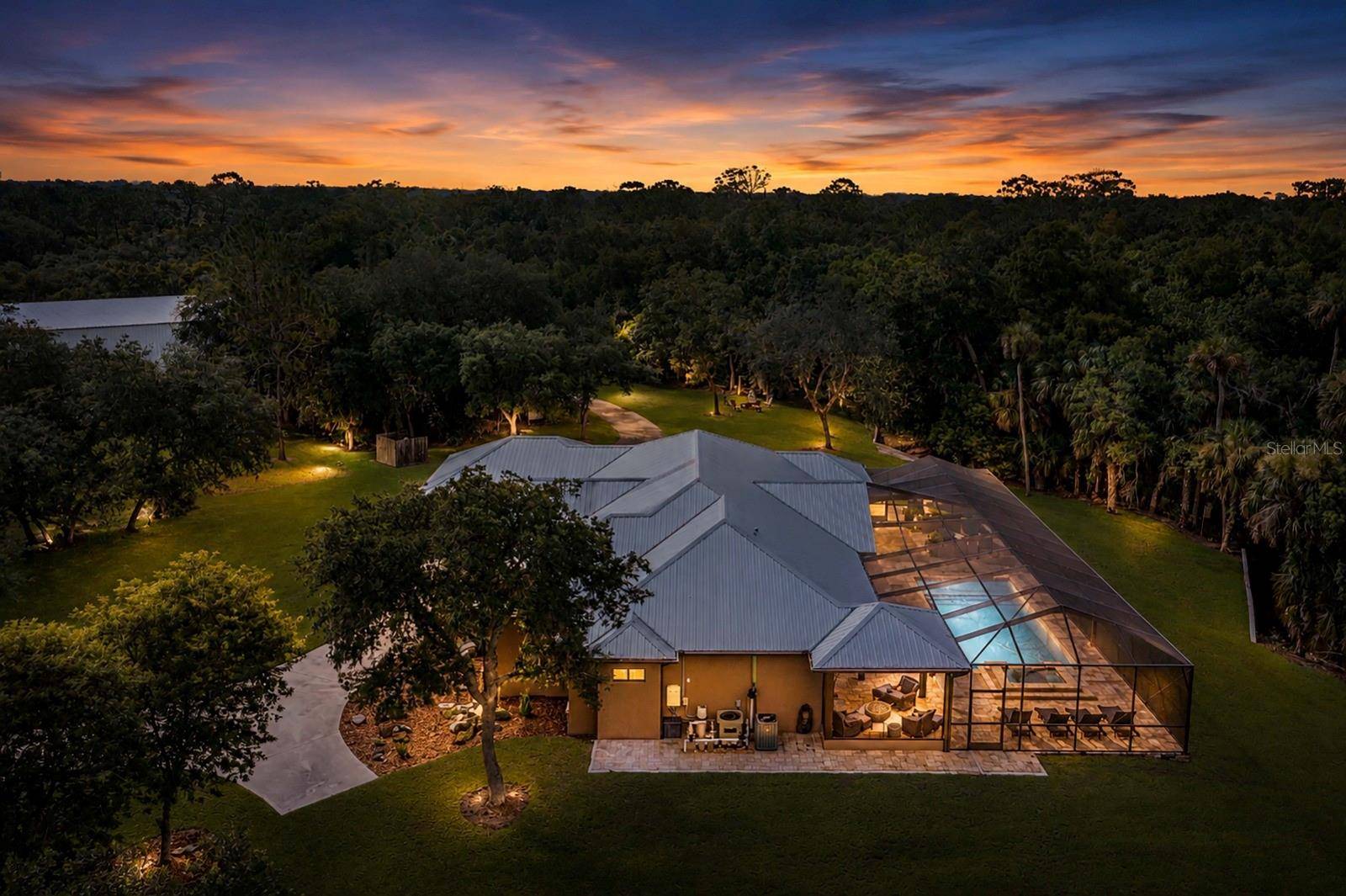 1617 HORSESHOE CREEK RD, Davenport, FL 33837