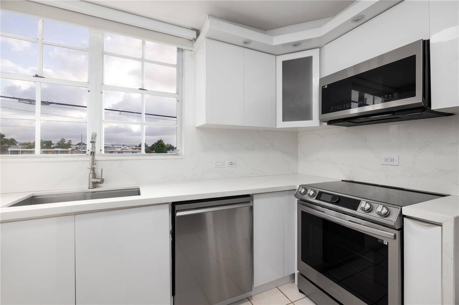 650 CALLE CECILIANA #704, San Juan, PR 00926