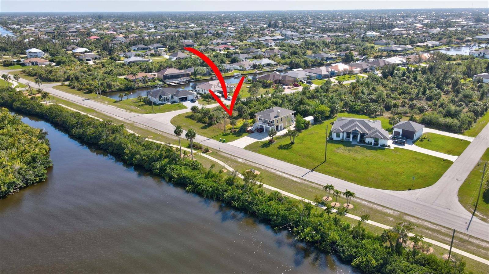 15645 SEAFOAM CIR, Port Charlotte, FL 33981
