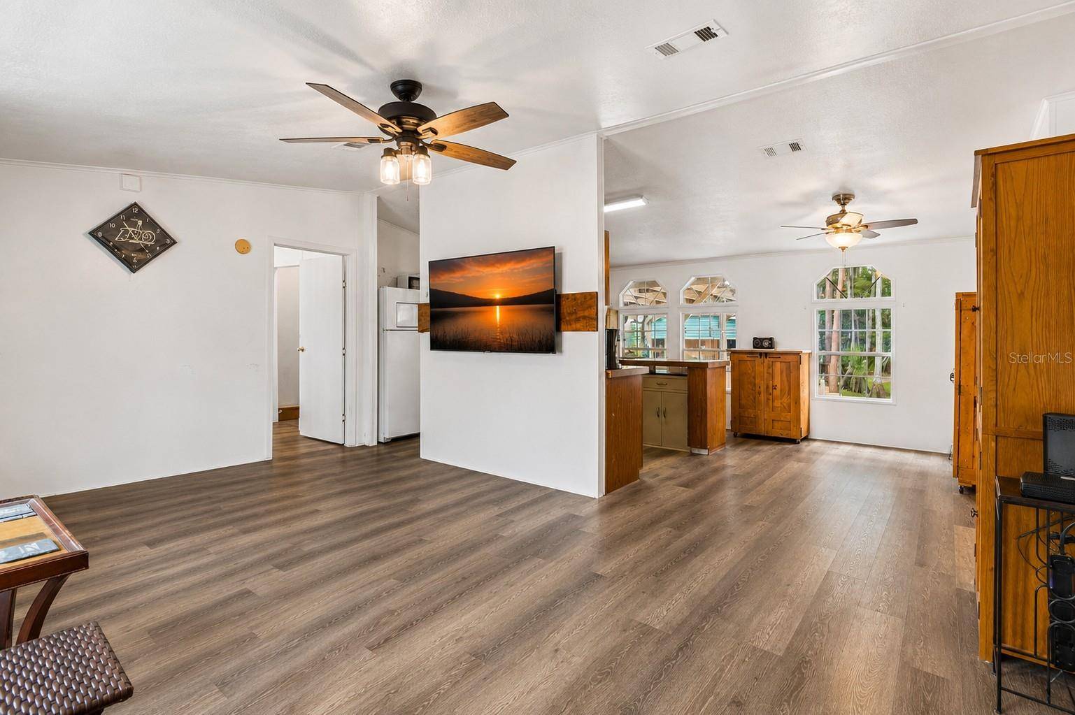 17808 DOGWOOD DR, Lutz, FL 33558