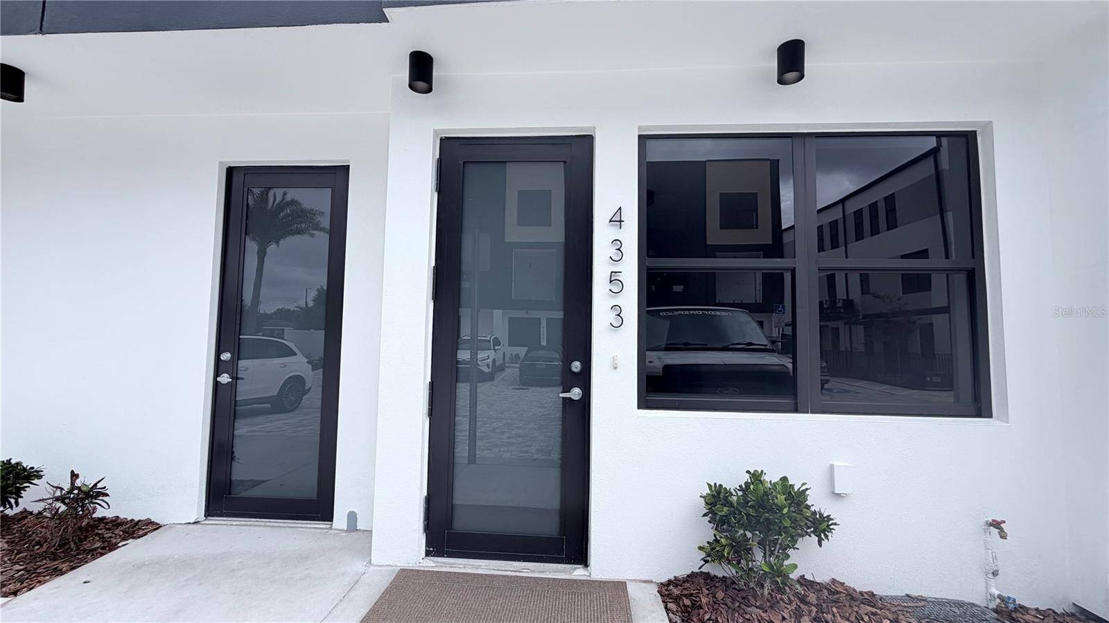 4353 FONTANAROSA VILLAGE CT, Tampa, FL 33614